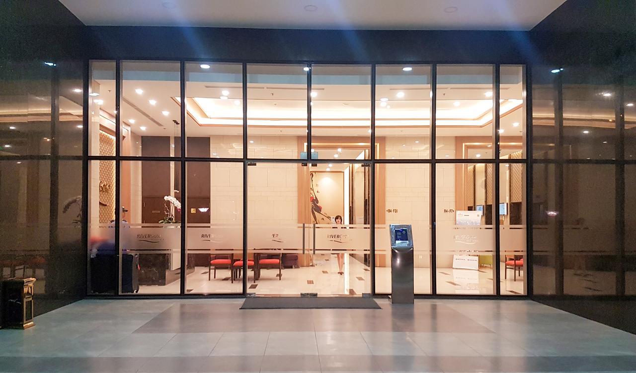 Herla Central Saigon 1 River Gate Ben Thanh Ho Chi Minh City Exterior photo